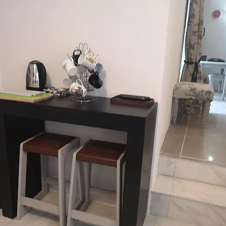 Open Plan Apartma Lesnik Ziba דירה *